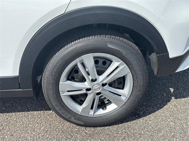 New 2025 Nissan Kicks Play S image 11