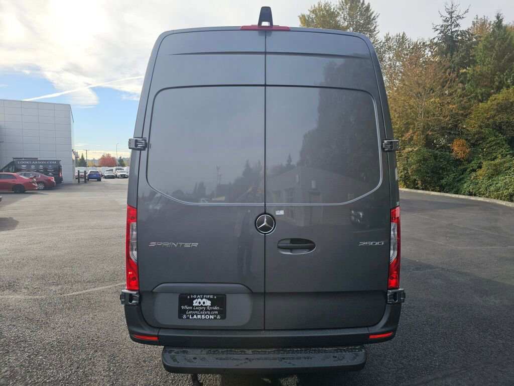 New 2025 Mercedes-Benz Sprinter 2500 image 5