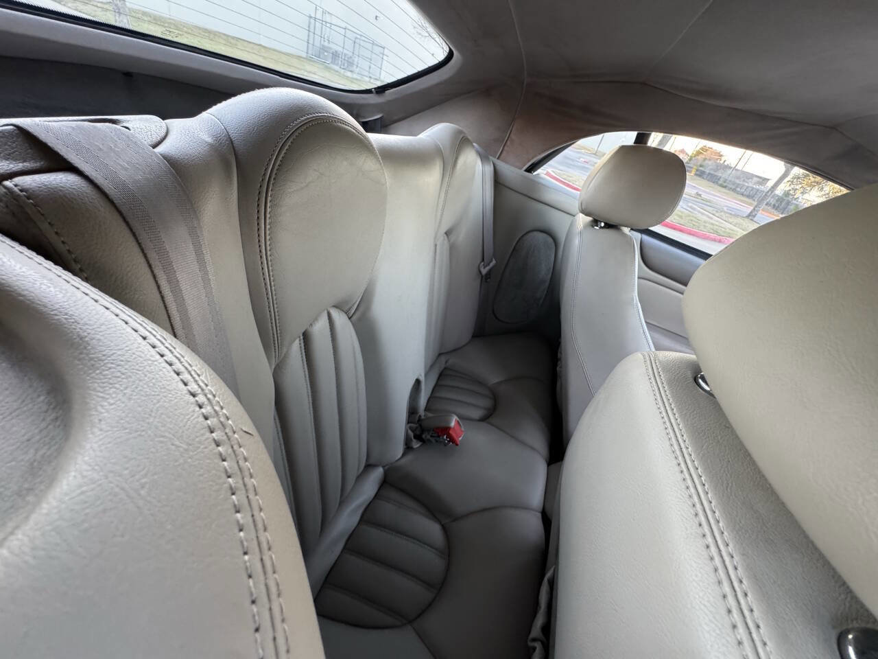 Used 2002 Jaguar XK8 Convertible image 8