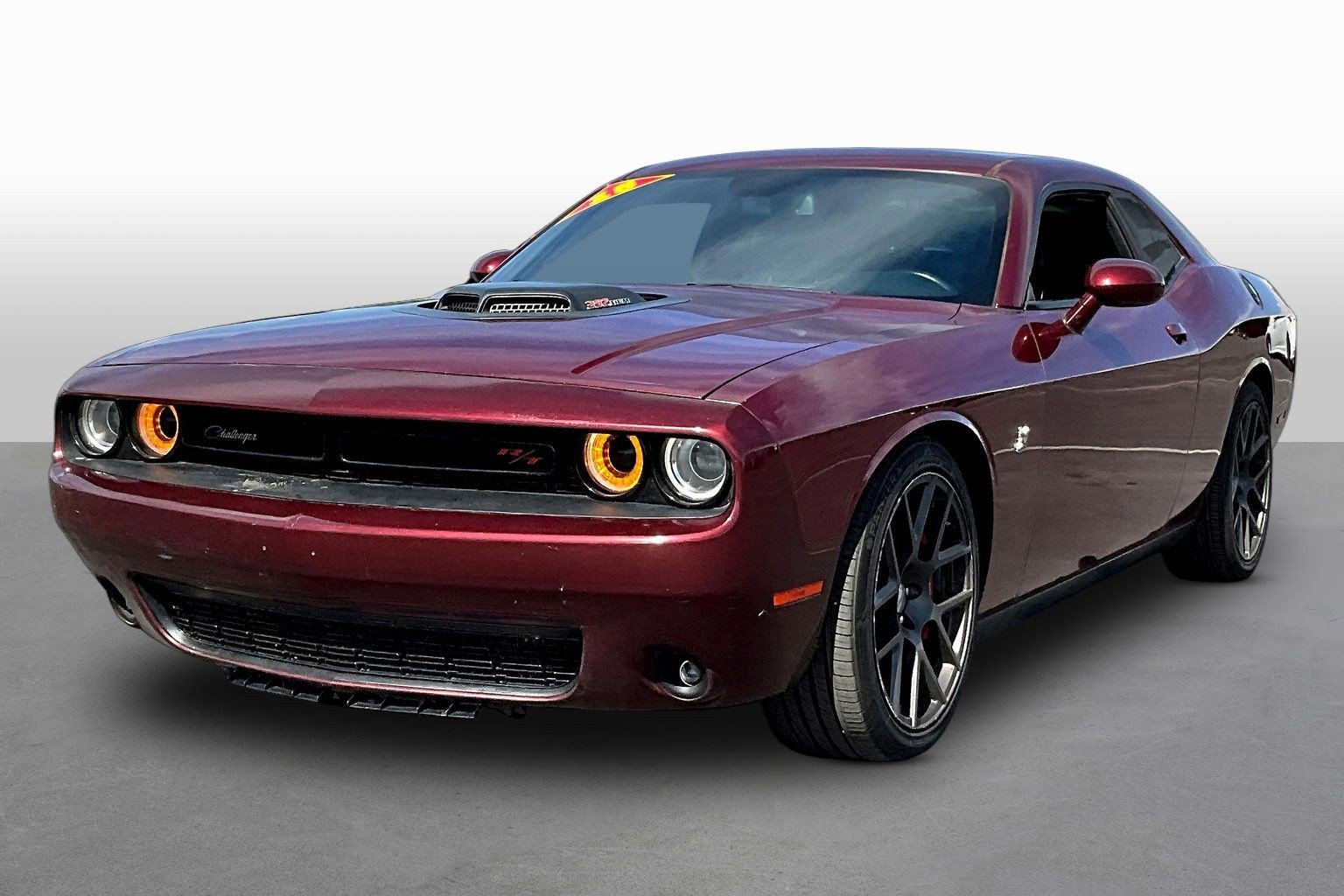 Used 2018 Dodge Challenger R/T Scat Pack image 1