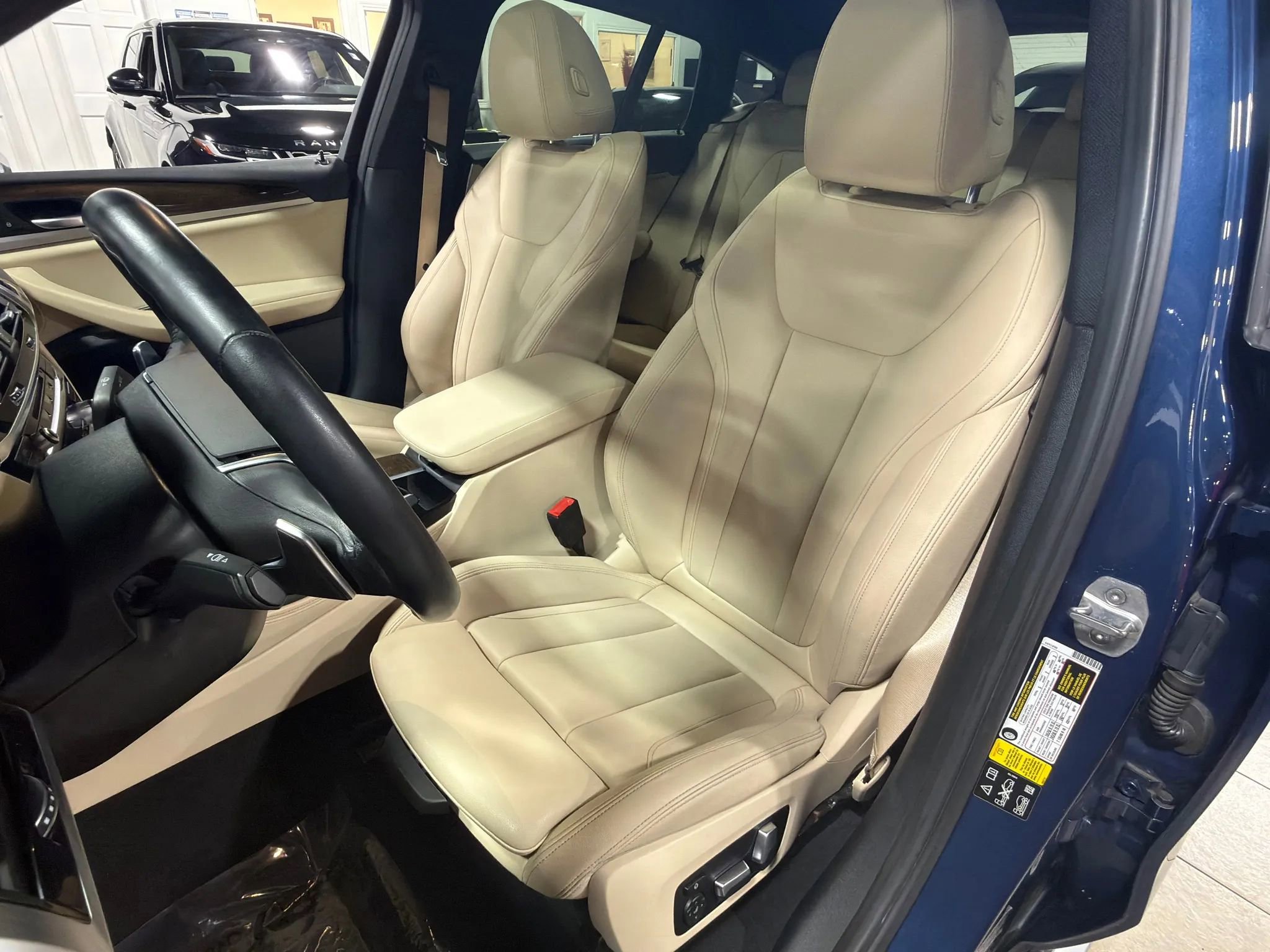 Used 2019 BMW X4 xDrive30i w/ Convenience Package AWD/4WD image 9