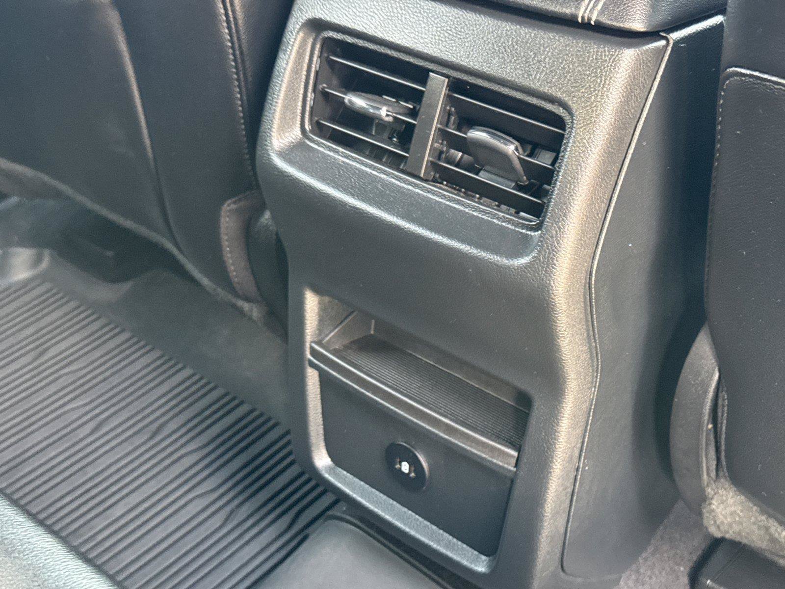 Certified 2023 Ford Edge ST AWD/4WD image 19