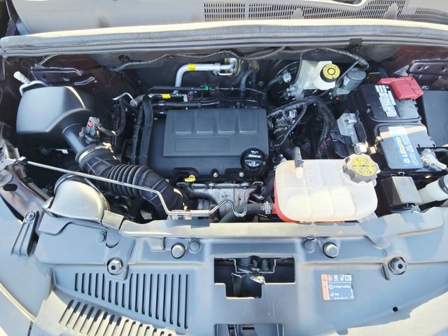 Used 2021 Chevrolet Trax LT w/ LT Convenience Package FWD image 16