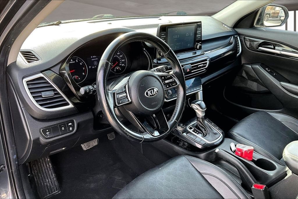 Used 2021 Kia Seltos EX image 15