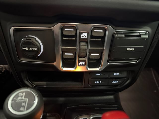 New 2026 Jeep Gladiator Mojave AWD/4WD image 19