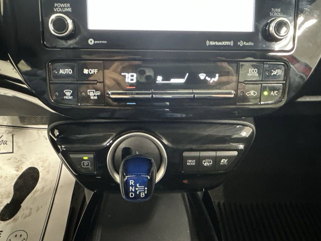 Used 2022 Toyota Prius Prime LE image 18