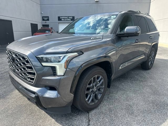 Used 2025 Toyota Sequoia Platinum AWD/4WD image 7