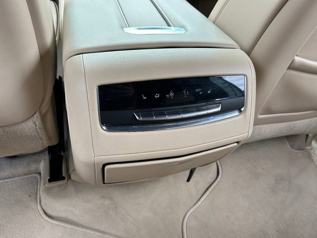 Used 2021 Cadillac Escalade ESV Premium Luxury w/ Driver Assist Tech Package image 41