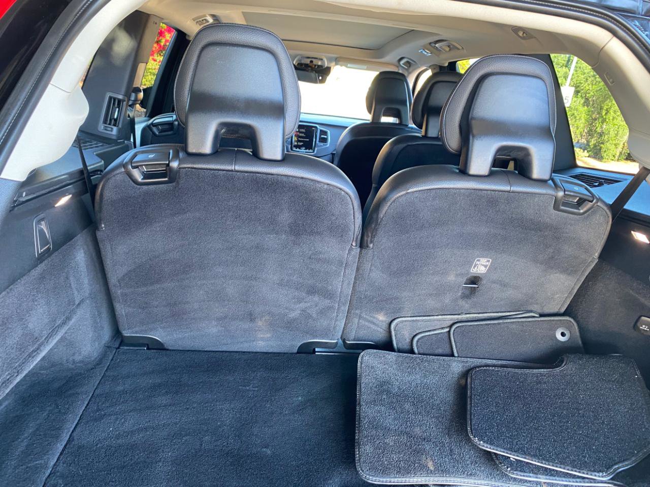 Used 2020 Volvo XC90 T6 Momentum image 9