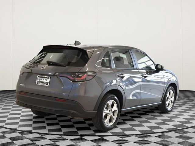 Used 2025 Honda HR-V LX image 4