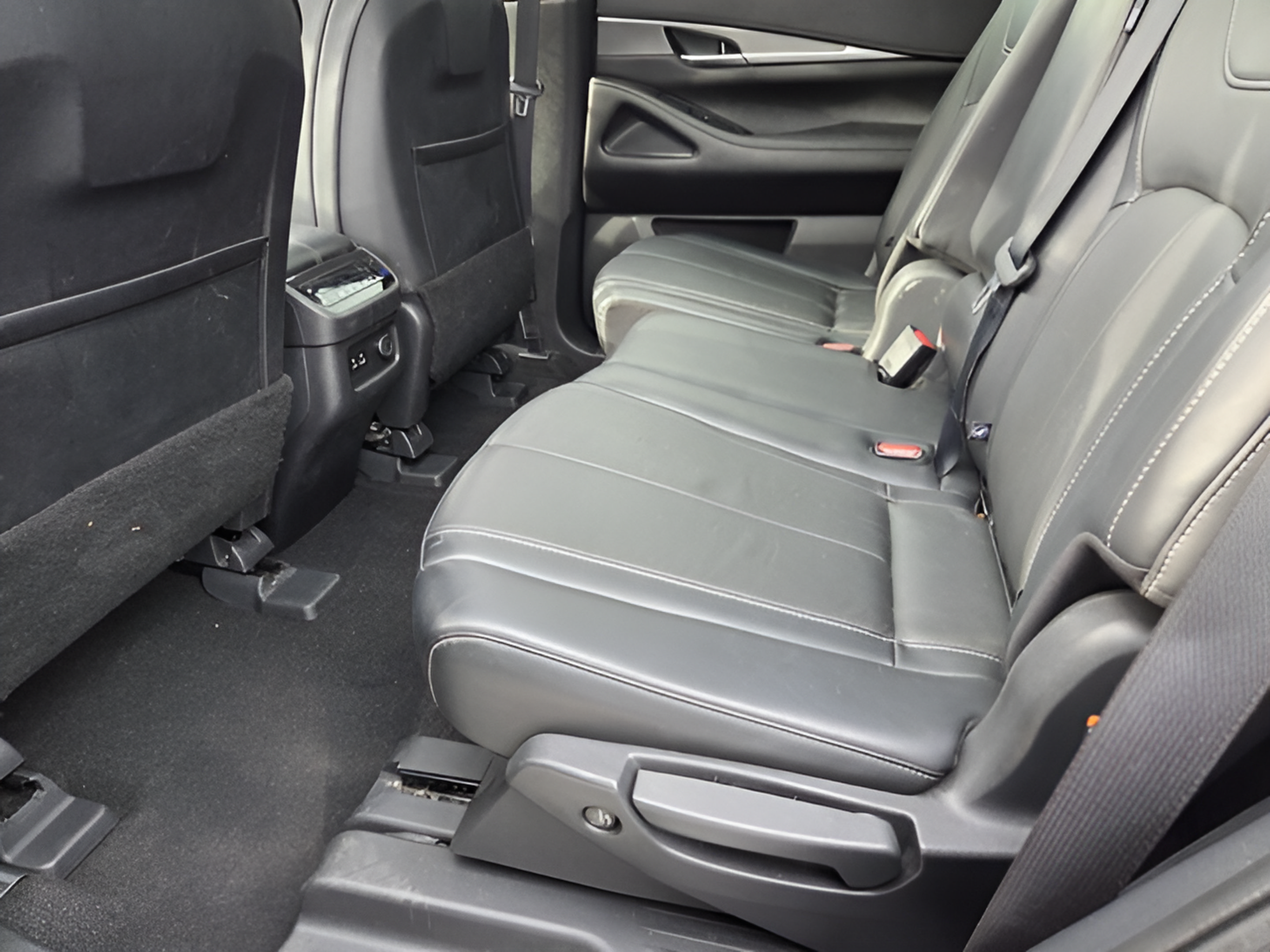 Used 2023 INFINITI QX60 Luxe AWD/4WD image 10