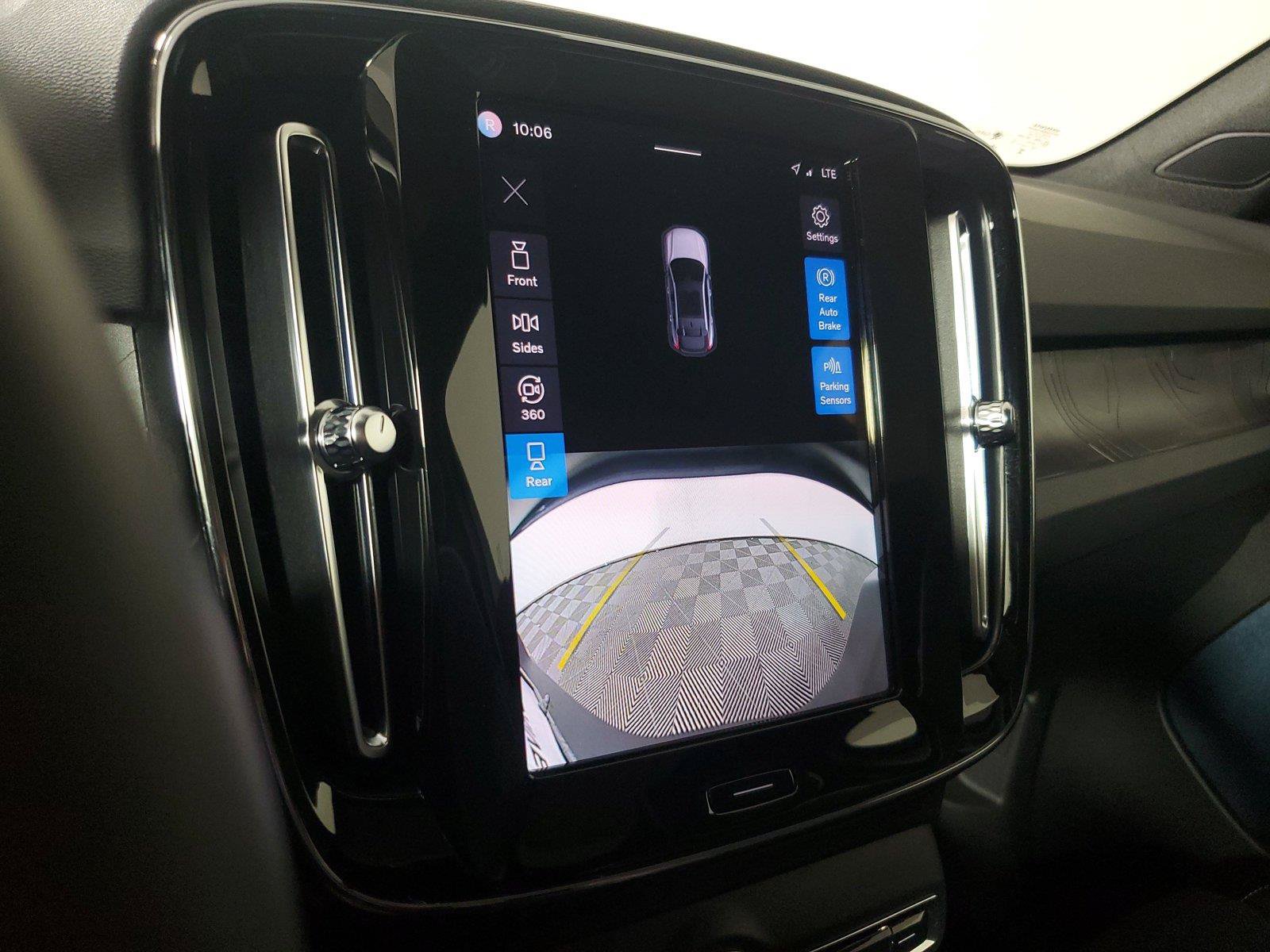 Certified 2023 Volvo C40 P8 Recharge Ultimate AWD/4WD image 29