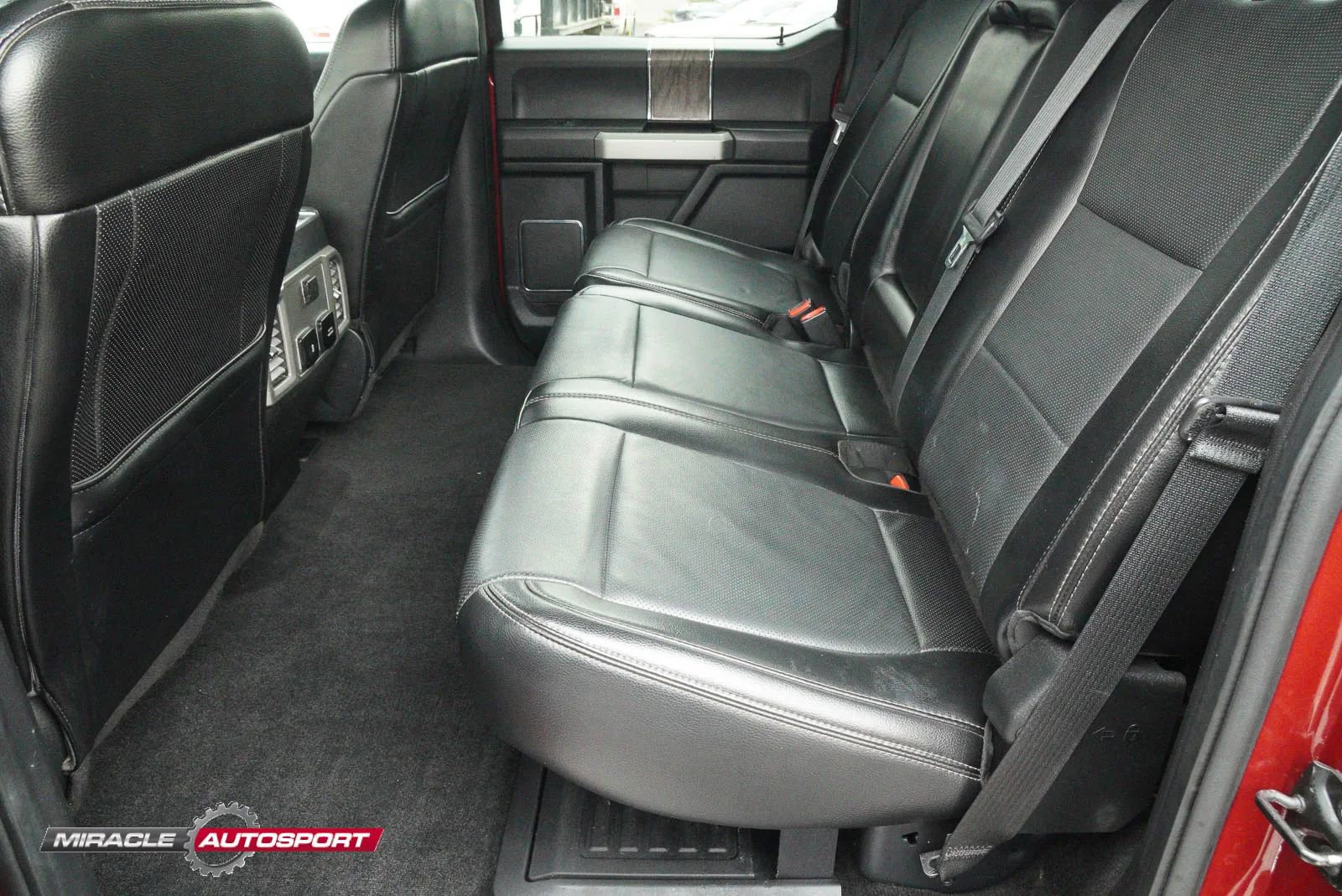 Used 2017 Ford F350 Lariat w/ Lariat Ultimate Package image 23