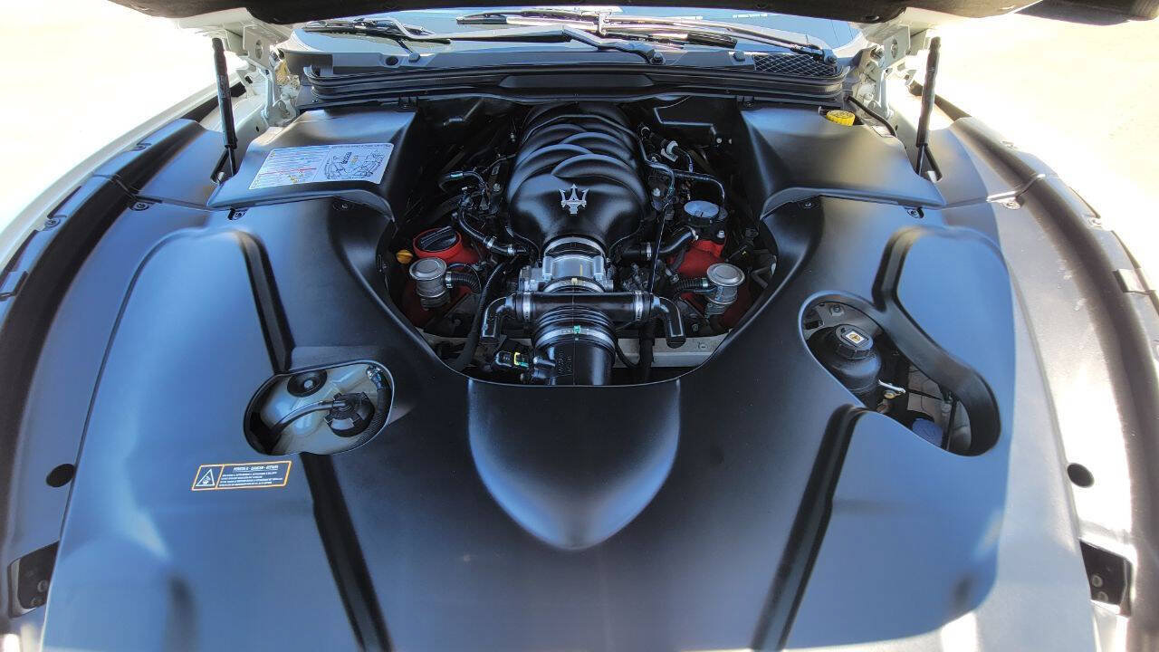 Used 2015 Maserati GranTurismo Sport RWD image 30