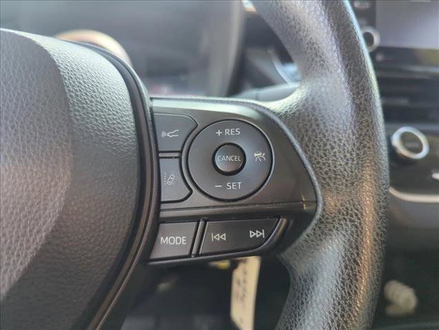 Used 2021 Toyota Corolla LE image 13