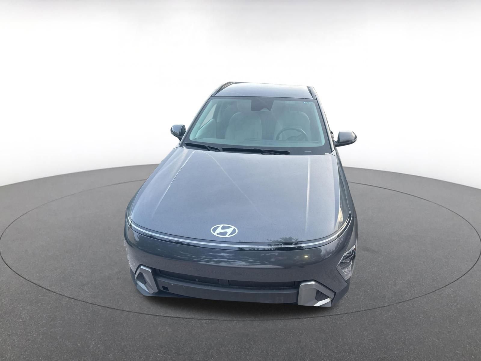 Used 2025 Hyundai Kona SEL image 3