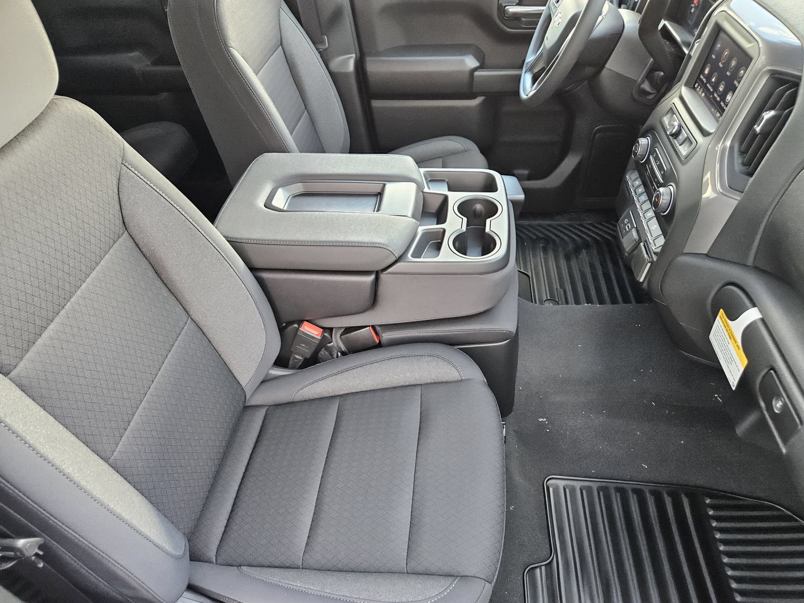 New 2026 Chevrolet Silverado 1500 Custom Trail Boss w/ LPO, Dark Essentials Package AWD/4WD image 17