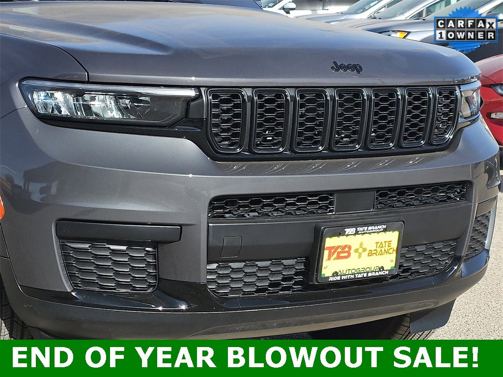 Used 2025 Jeep Grand Cherokee L Altitude image 7