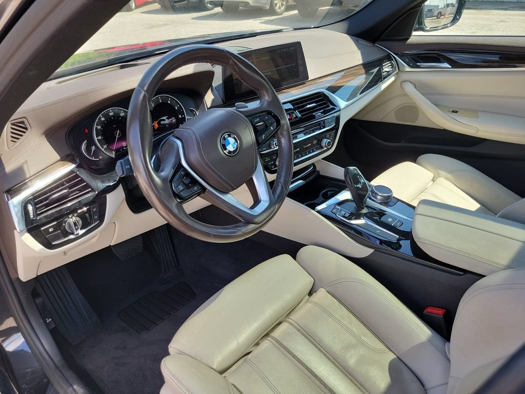 Used 2018 BMW 530i w/ Premium Package RWD image 22
