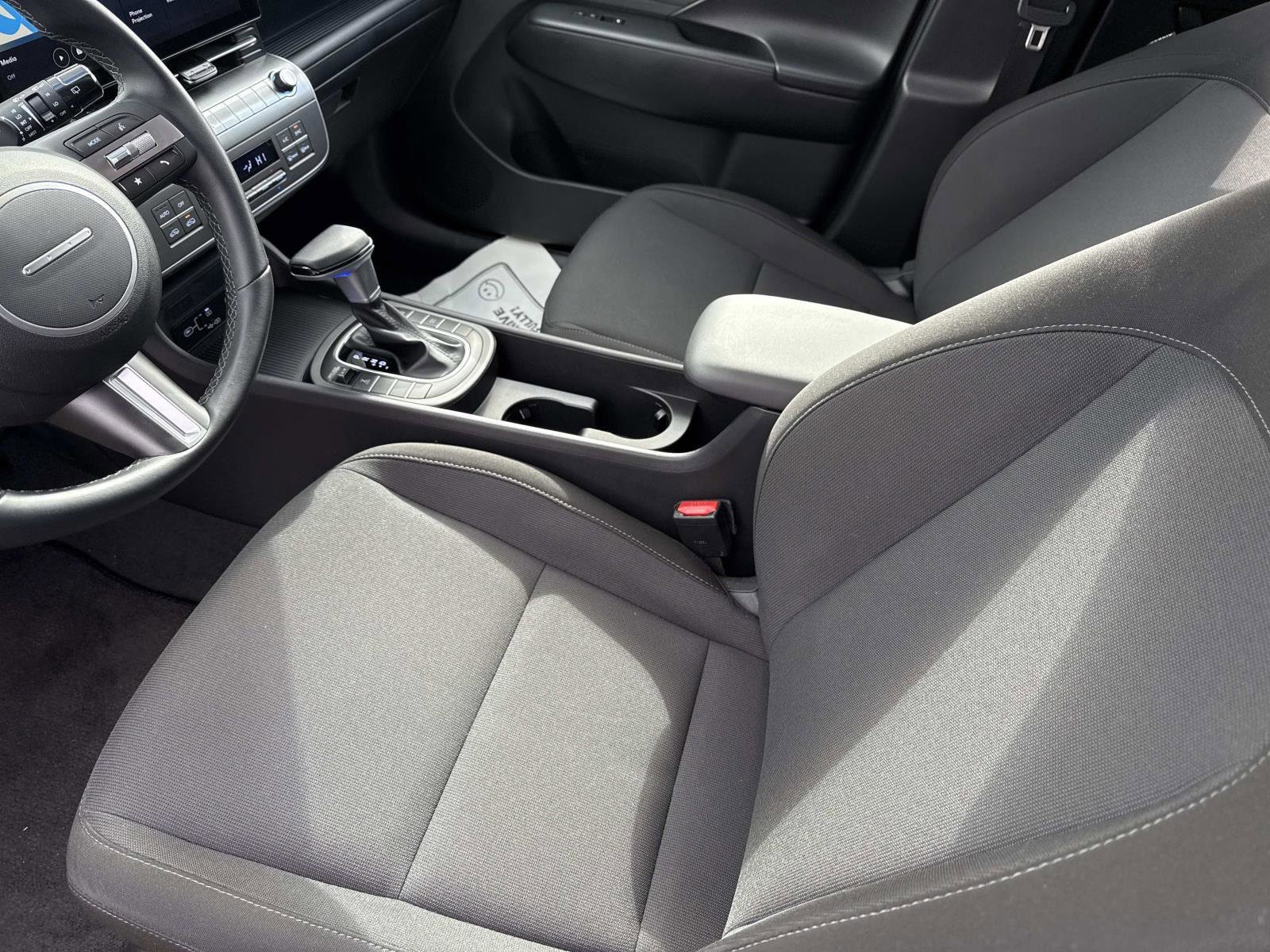 Used 2024 Hyundai Kona SEL image 22