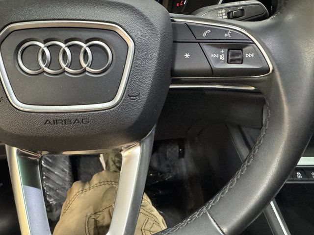 Certified 2023 Audi Q3 2.0T Premium w/ Convenience Package AWD/4WD image 25