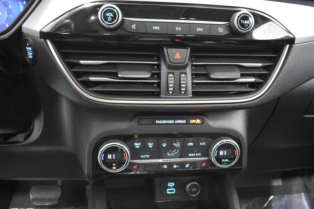 Used 2021 Ford Escape SEL w/ Technology Package image 21