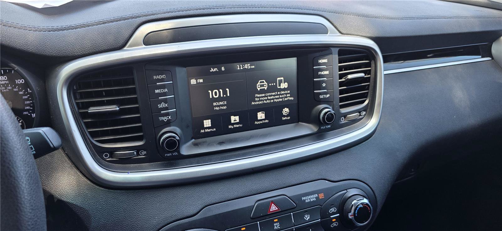 Used 2019 Kia Sorento L FWD image 20