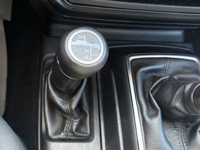 Used 2020 Jeep Wrangler Sport AWD/4WD image 24