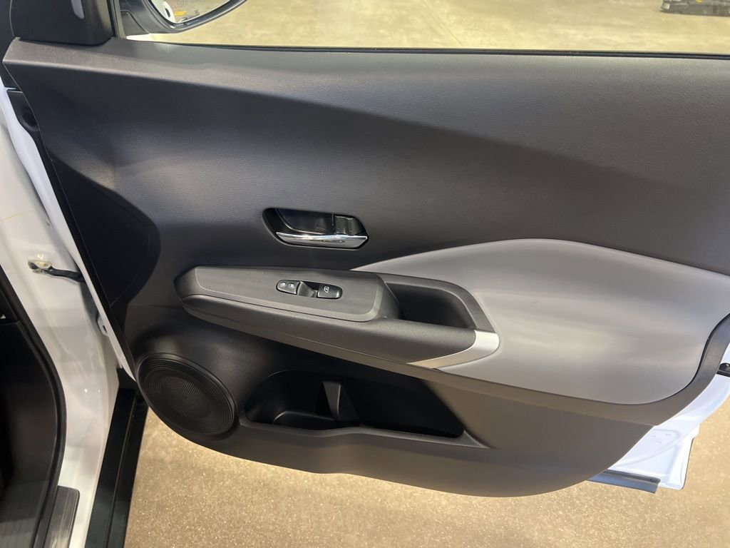 Certified 2024 Nissan Kicks SR w/ SR Premium Package image 23