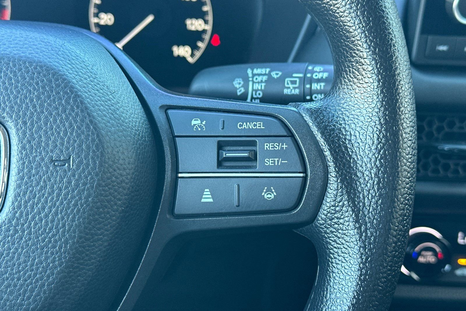 Certified 2024 Honda HR-V LX image 28