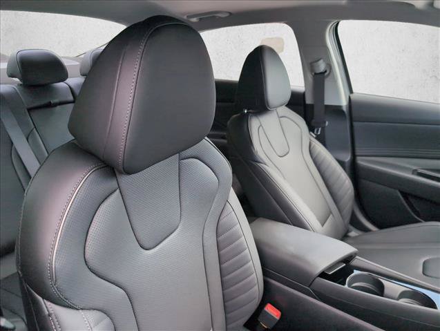 New 2026 Hyundai Elantra Limited FWD image 28