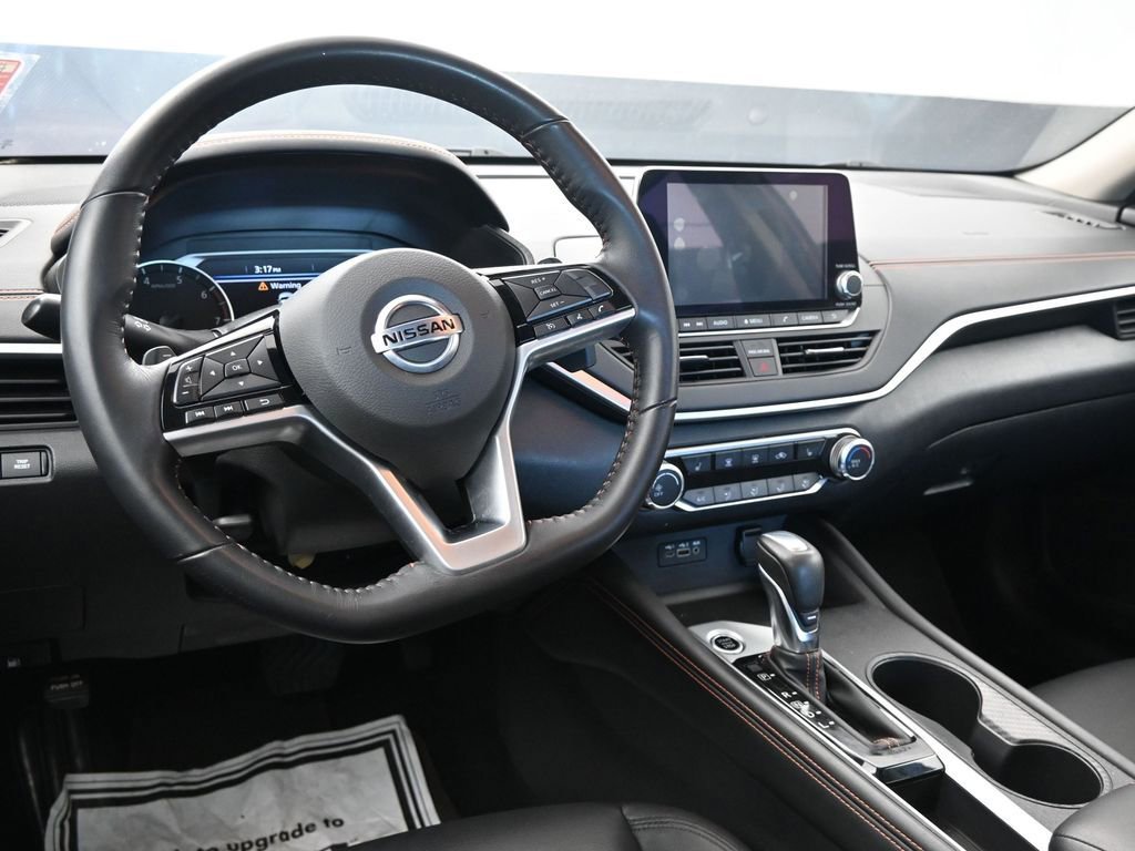 Used 2020 Nissan Altima 2.0 SR image 21