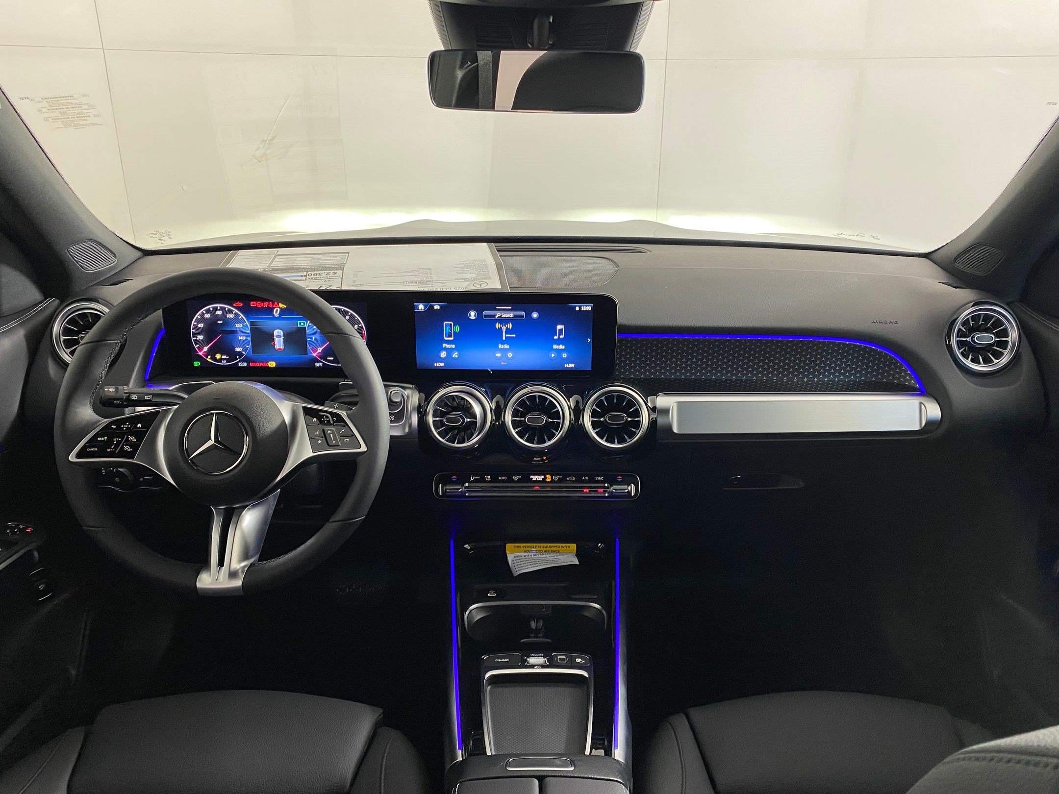 Certified 2025 Mercedes-Benz GLB 250 4MATIC image 14