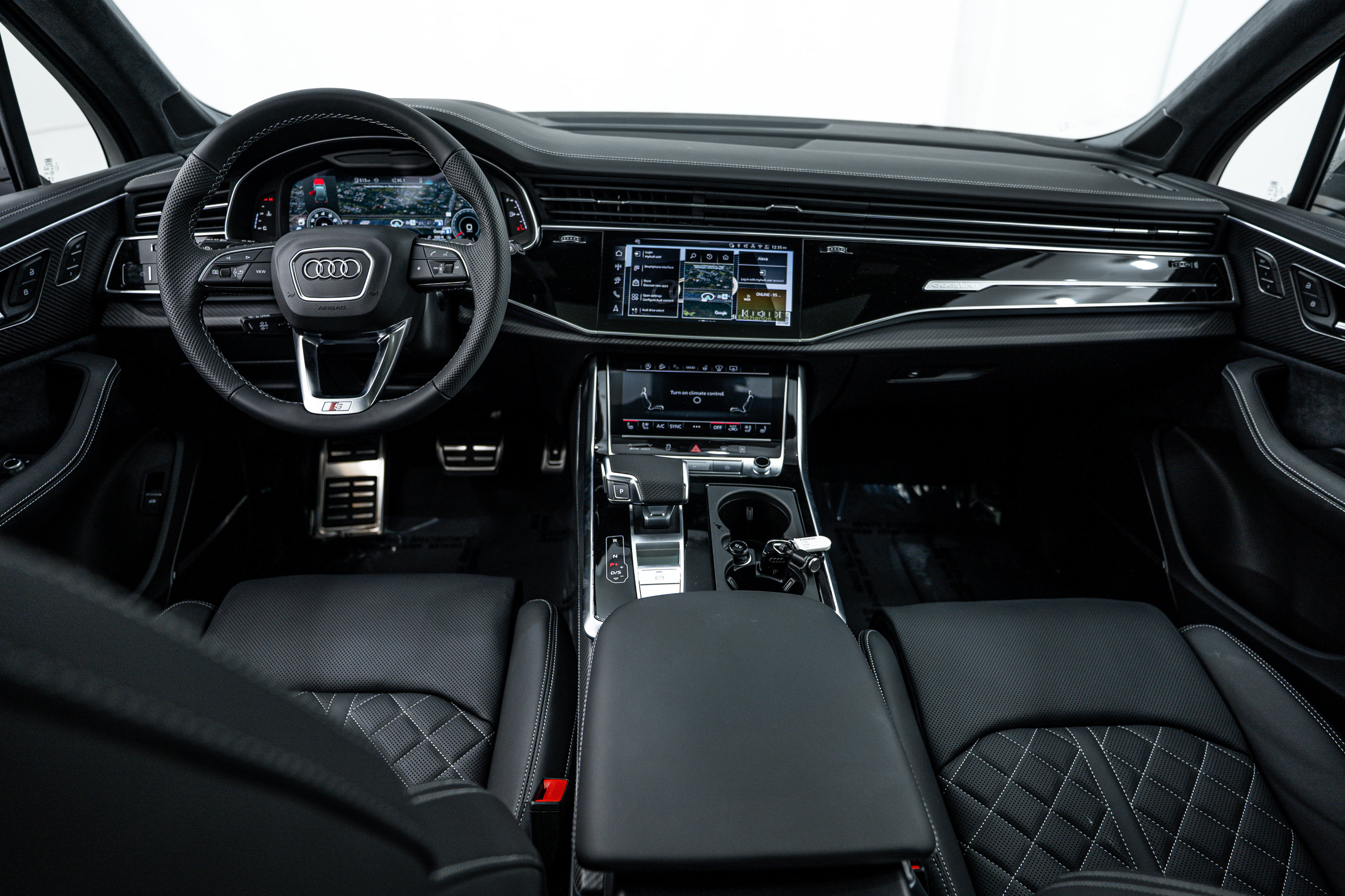 New 2026 Audi SQ7 Prestige image 8