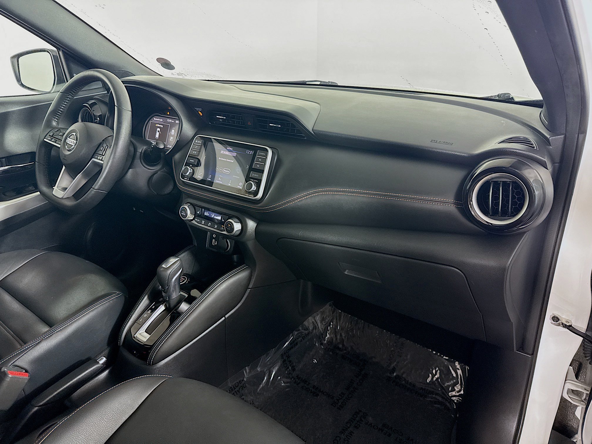 Used 2019 Nissan Kicks SR w/ SR Premium Package FWD image 35