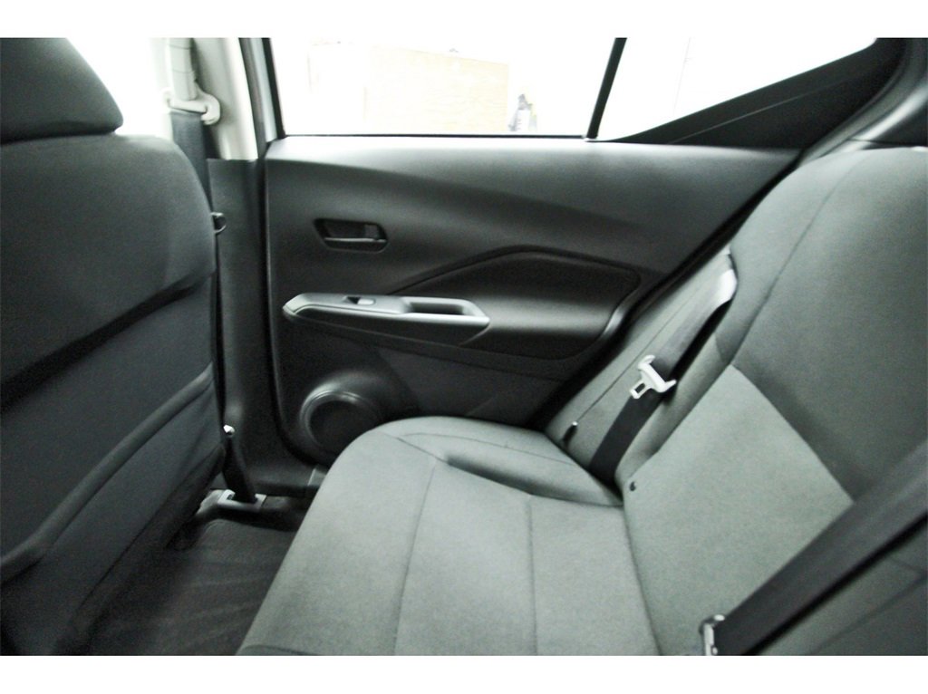 Used 2025 Nissan Kicks Play S image 19