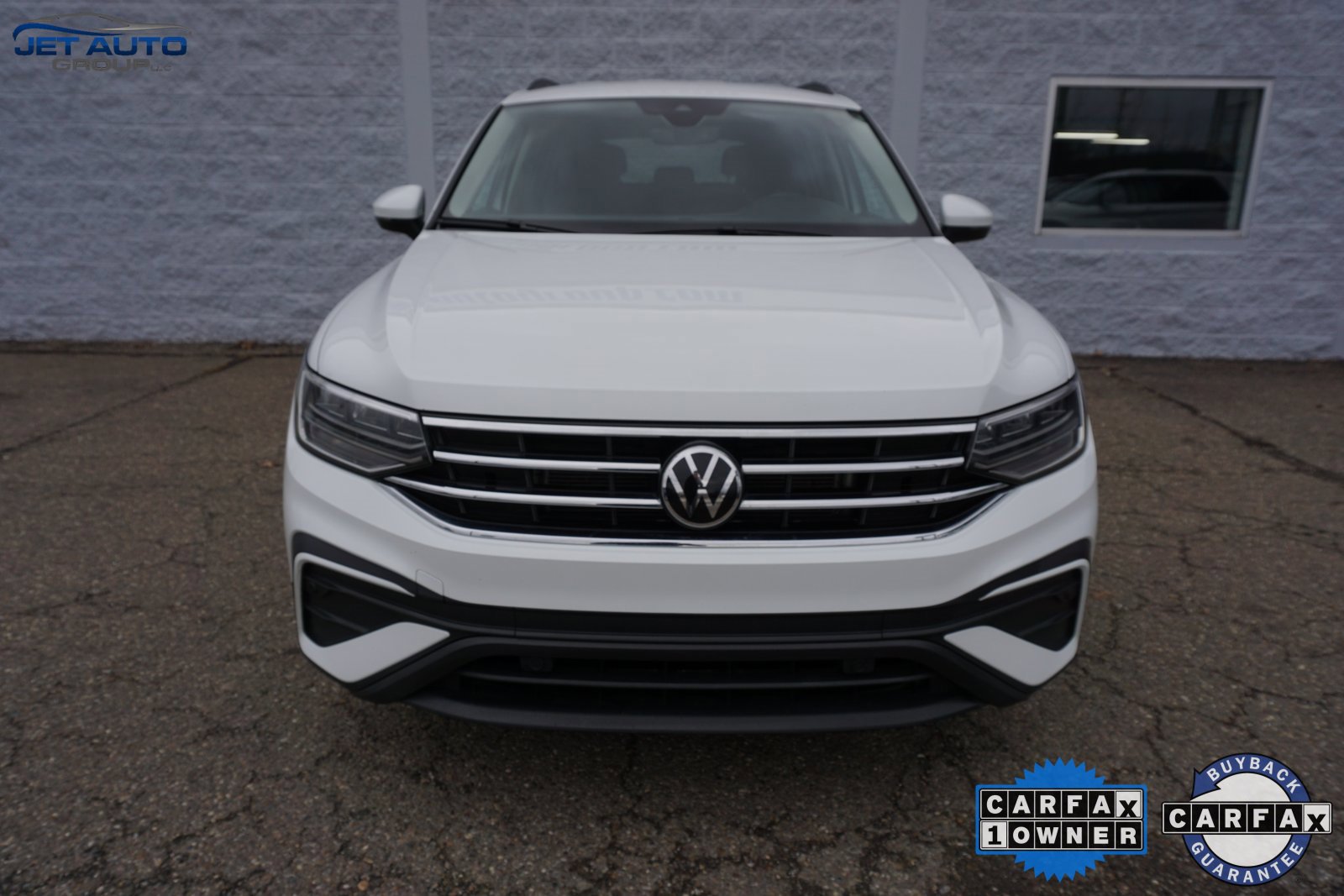 Used 2024 Volkswagen Tiguan S image 2