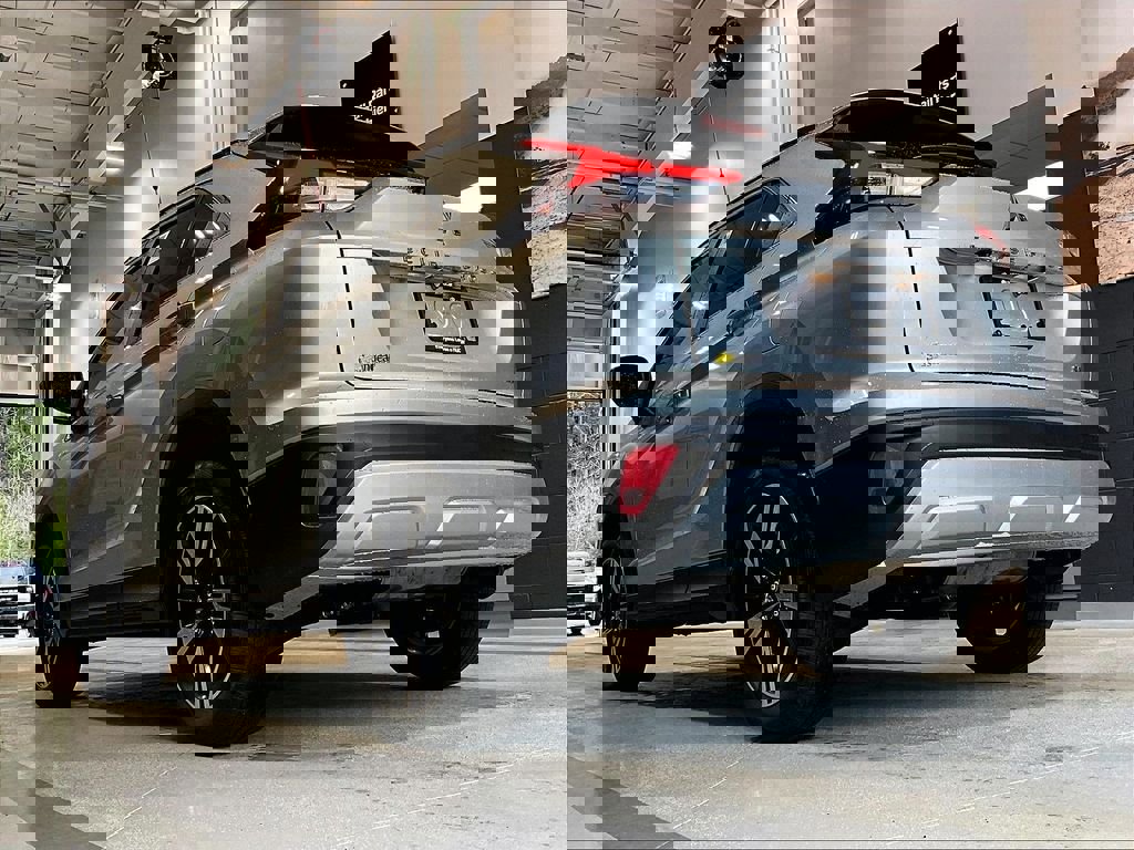 Used 2025 Mitsubishi Eclipse Cross SE image 6