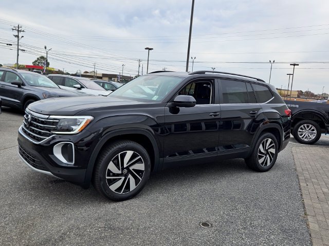 New 2026 Volkswagen Atlas SE FWD image 3