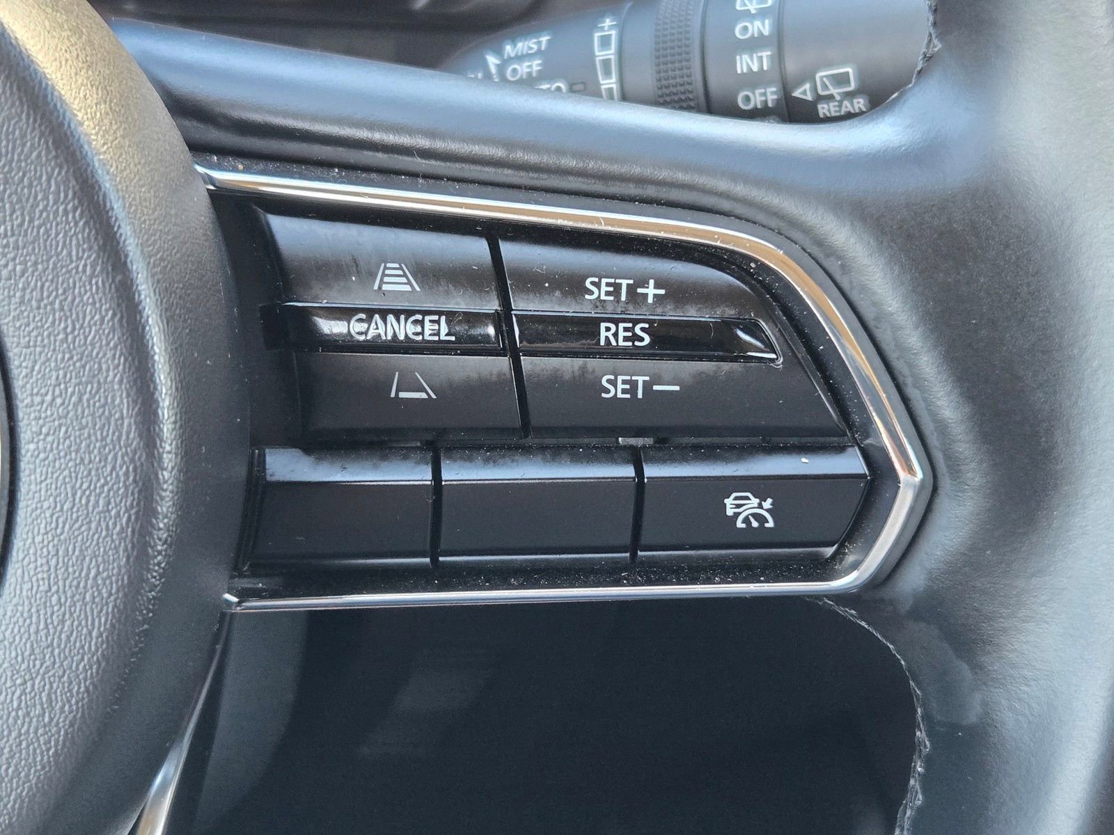 Certified 2024 MAZDA CX-90 Plug-In Hybrid w/ Preferred AWD/4WD image 31