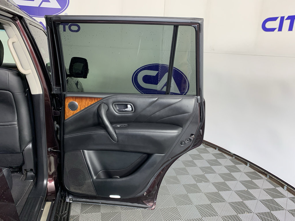 Used 2015 INFINITI QX80 2WD w/ Deluxe Technology Package image 38