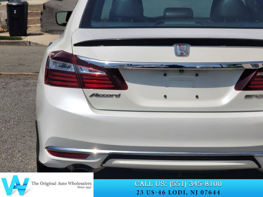Used 2017 Honda Accord Sport image 7