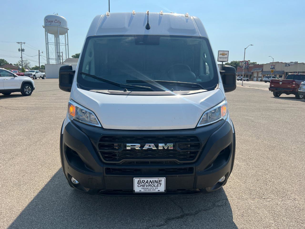 Used 2025 RAM ProMaster 2500 w/ Convenience Group FWD image 10