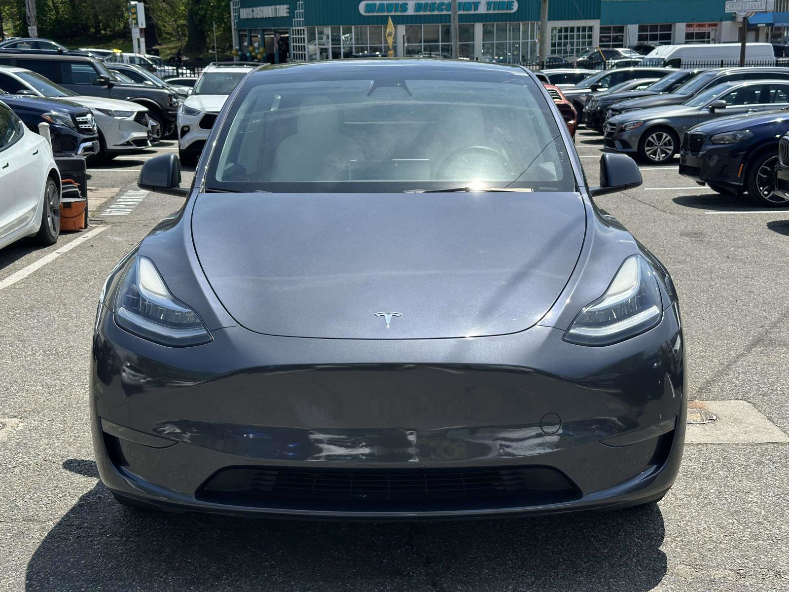 Used 2022 Tesla Model Y Long Range AWD/4WD image 8