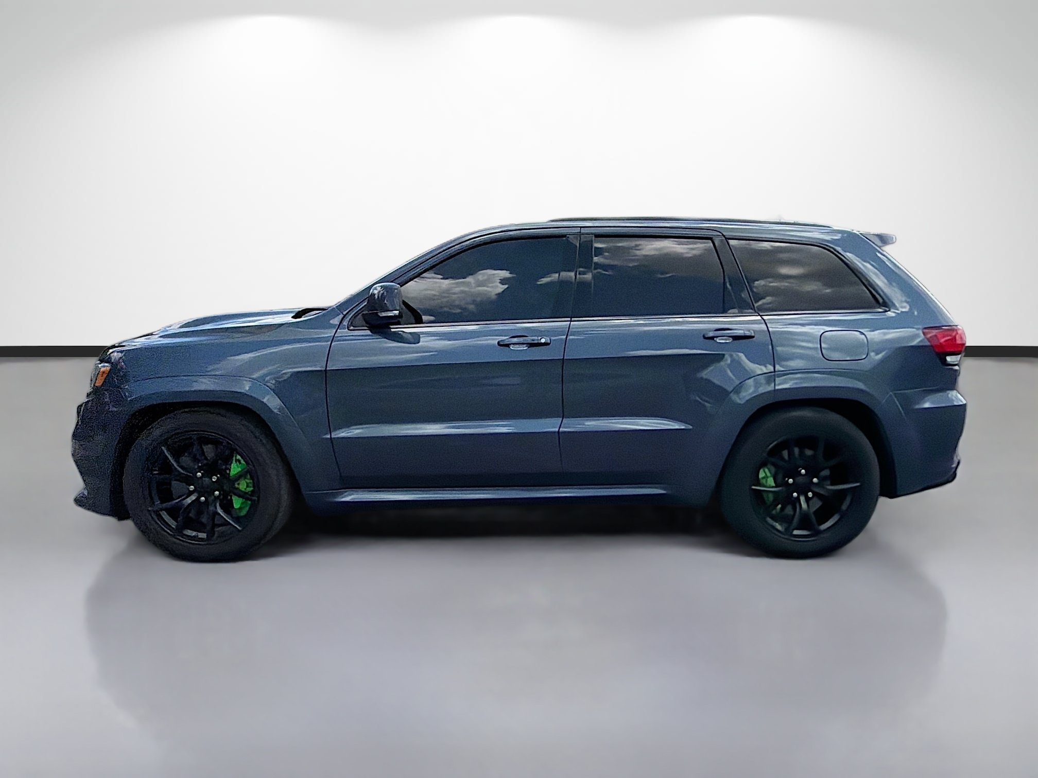 Used 2021 Jeep Grand Cherokee Trackhawk w/ Trailer Tow Group IV AWD/4WD image 6