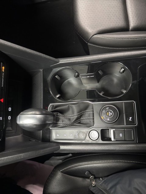 Used 2023 Volkswagen Atlas SEL R-Line image 35