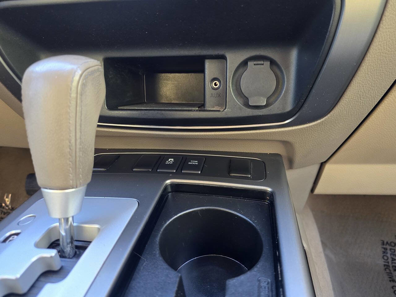 Used 2012 Nissan Armada SV image 30