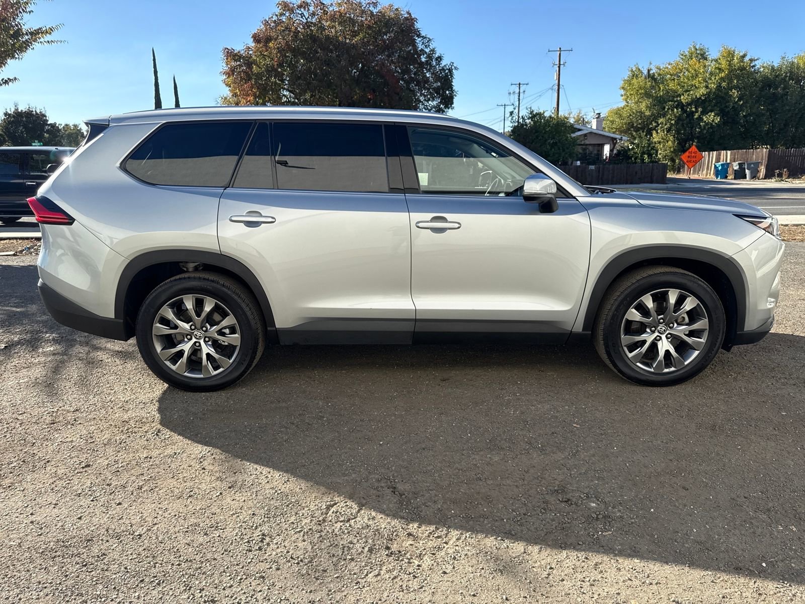 Used 2024 Toyota Grand Highlander Limited image 6