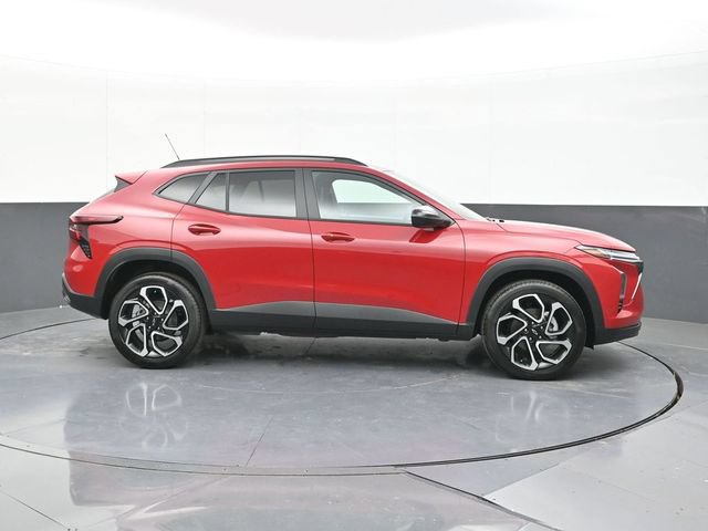 New 2026 Chevrolet Trax RS w/ Driver Confidence Package FWD image 13