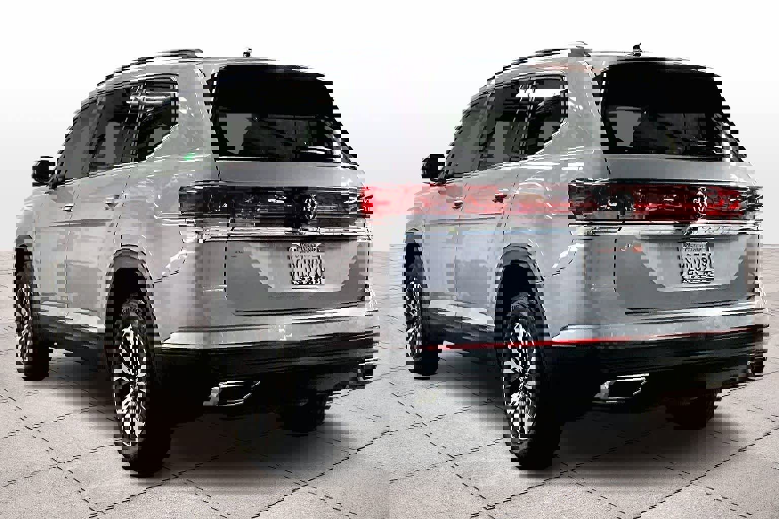 Used 2024 Volkswagen Atlas SE image 15